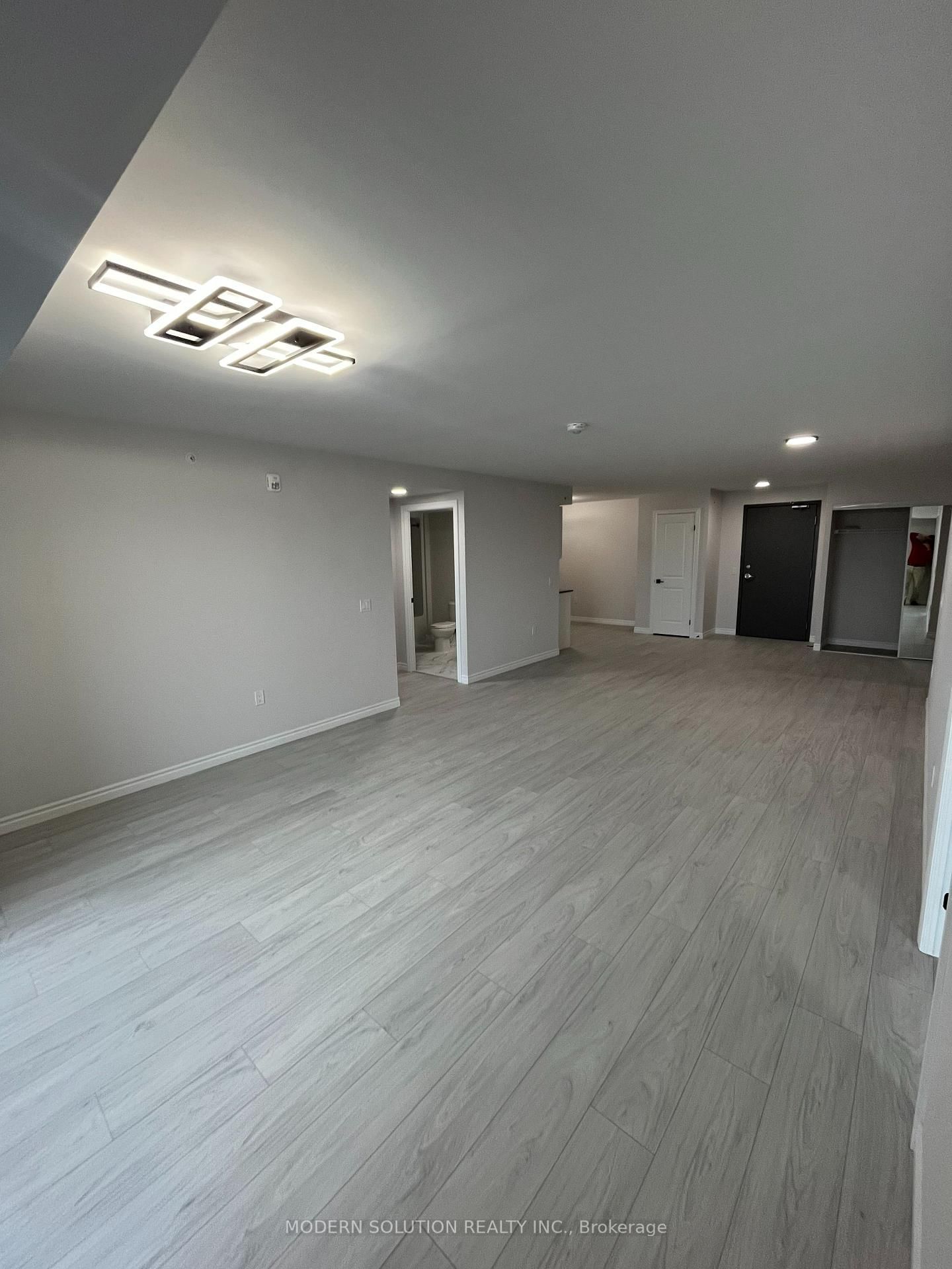 50 Otterbein Road, Unit 405 - Photo 7