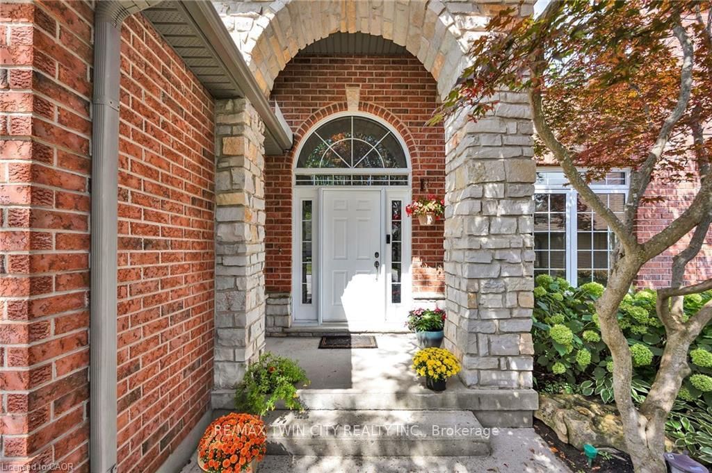 232 The Lions Gate