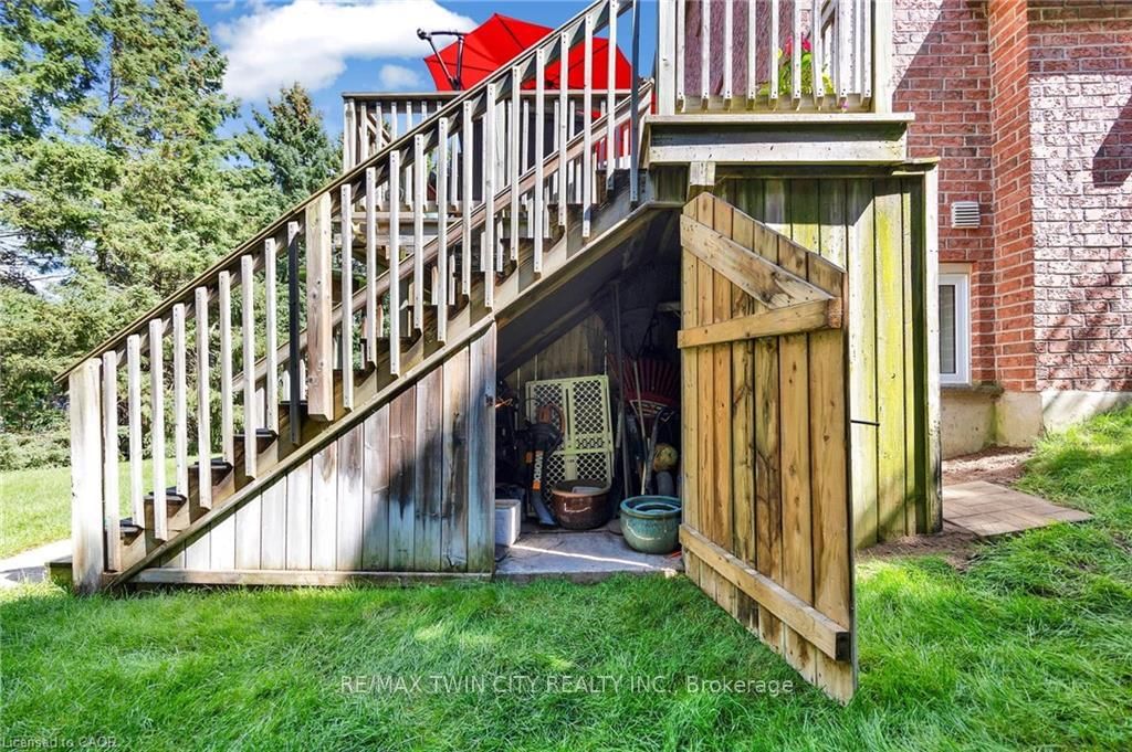 232 The Lions Gate