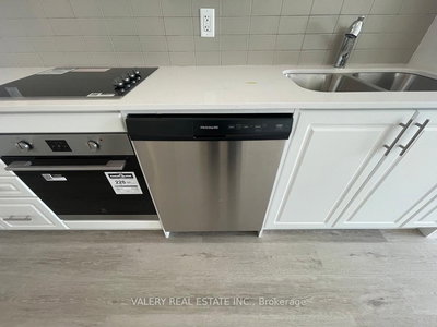 1115-461 Green Road, Hamilton, Ontario image-0-4