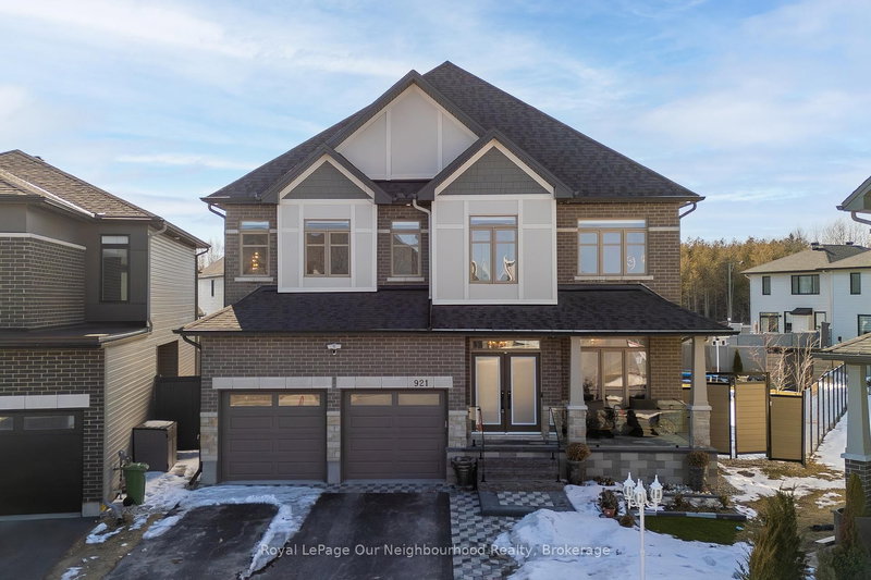 921 Beckton Hts, Ottawa, Ontario