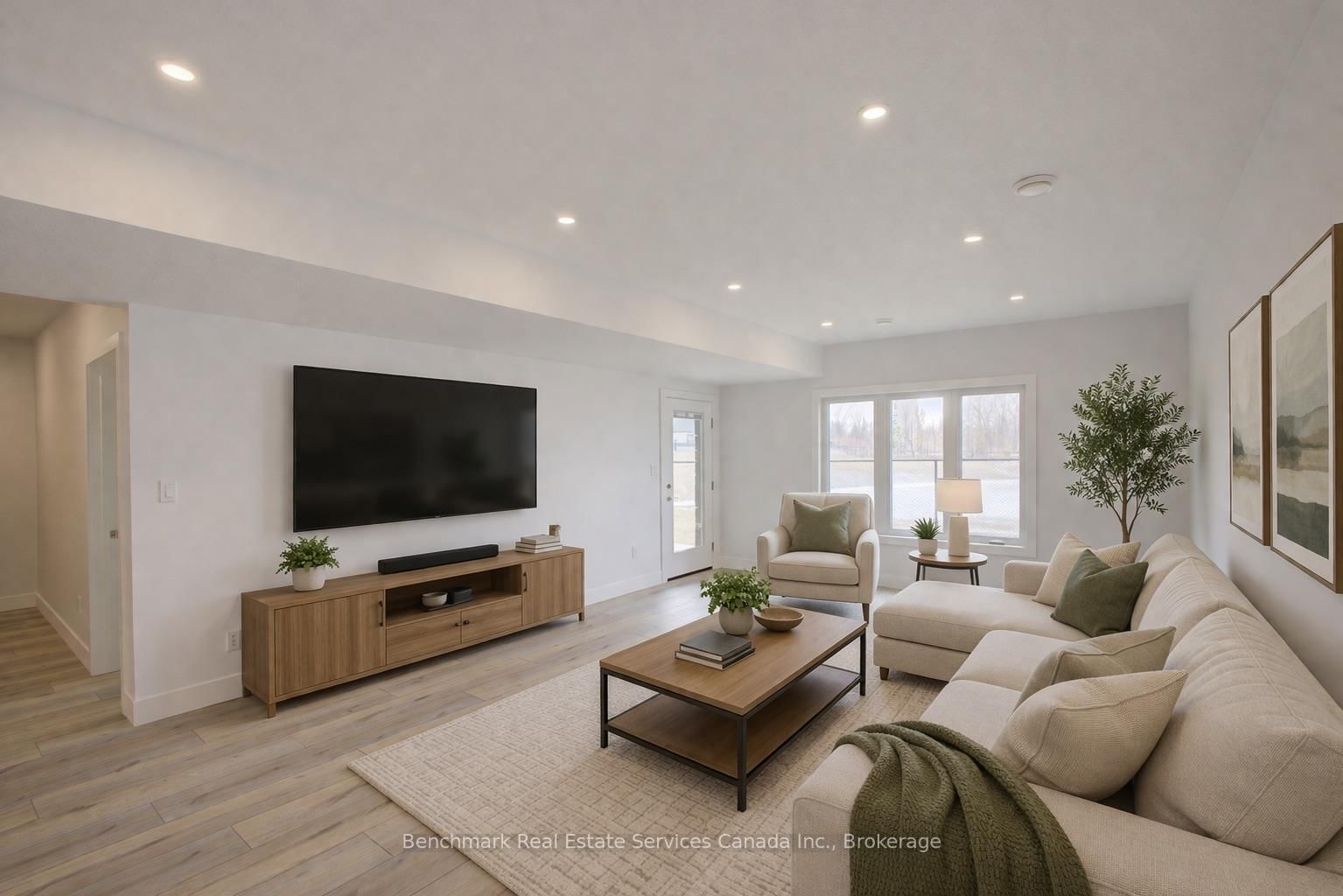 60 Cavalier Crescent