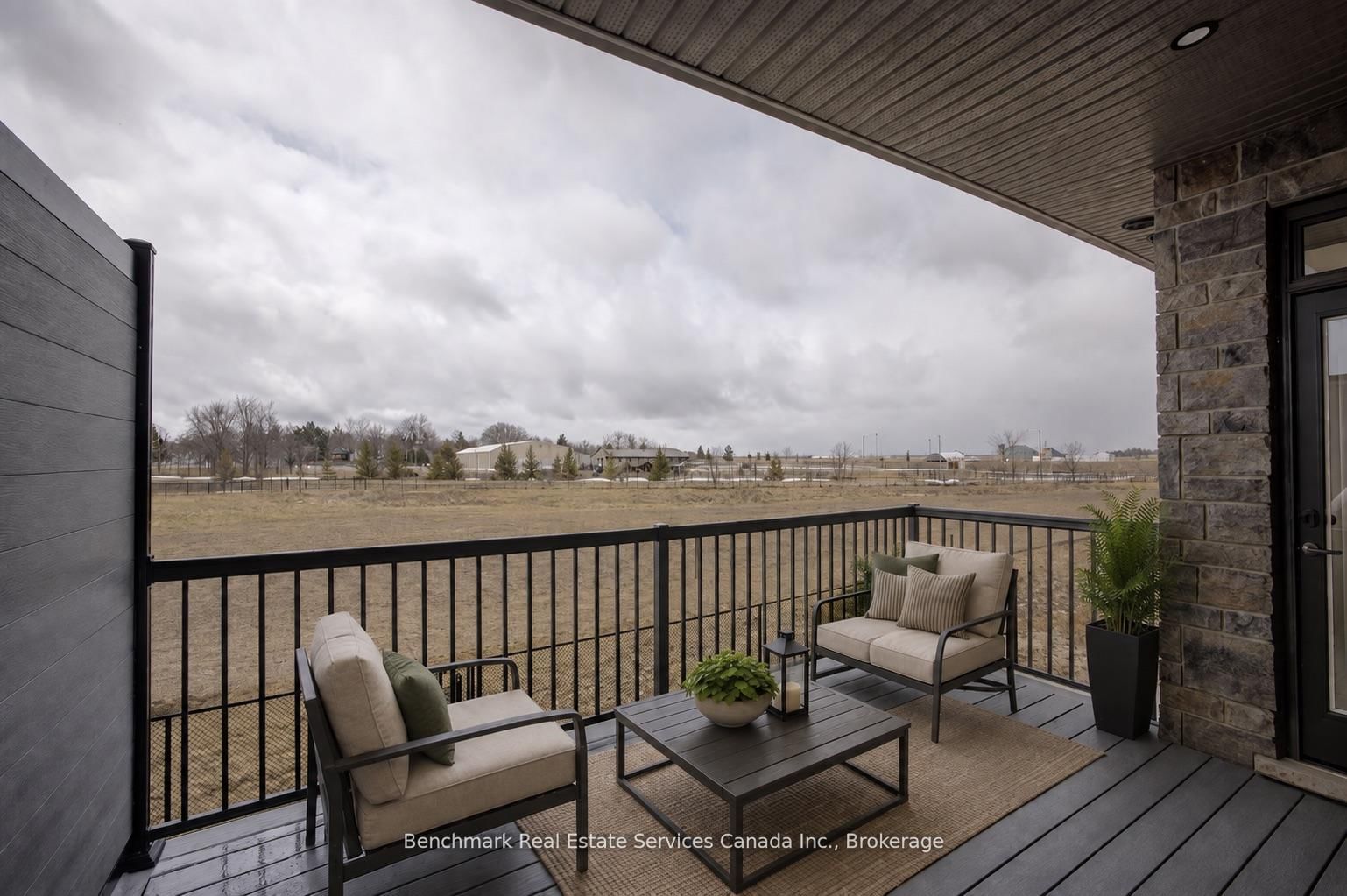 60 Cavalier Crescent