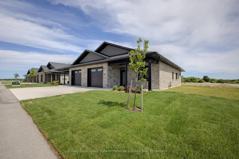 65 Cavalier Crescent