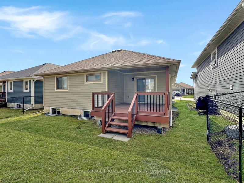 8 Tessa Blvd, Belleville, K8N 4Z5 | Image 3
