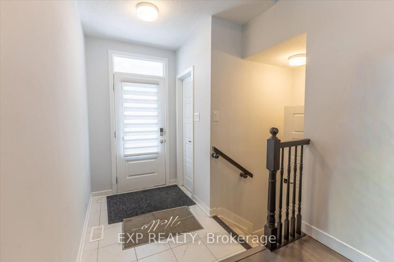 297 Billrian Cres, Stittsville, K2S 3A6 | Image 3