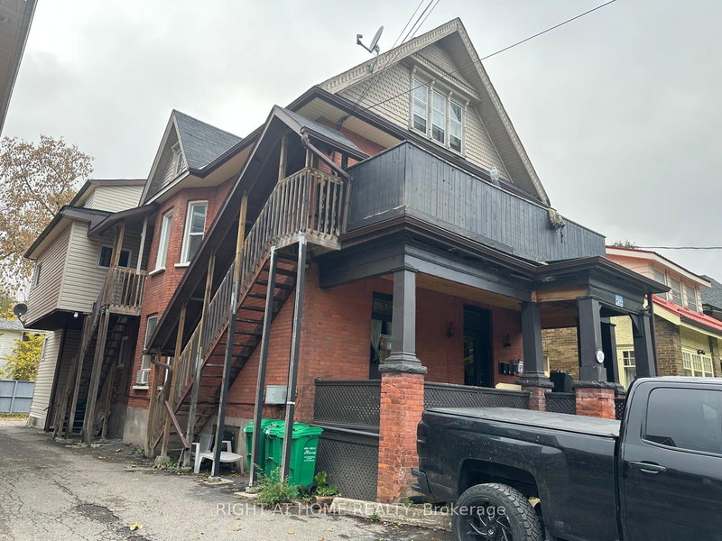 home for sale on 541 Aylmer Street N