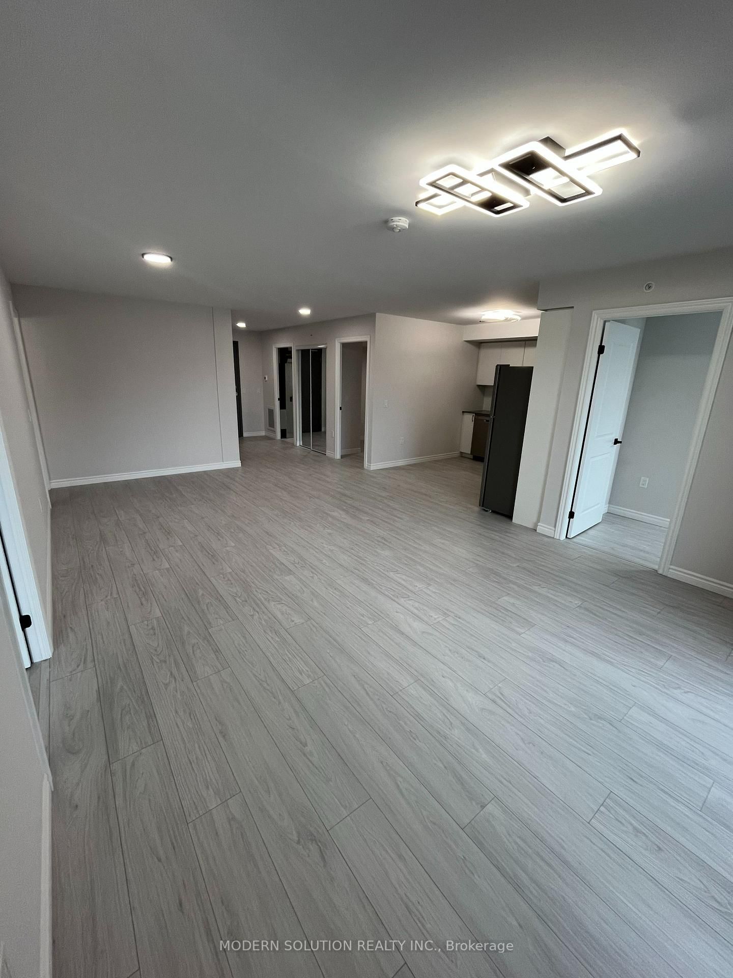 50 Otterbein Road, Unit 406 - Photo 7