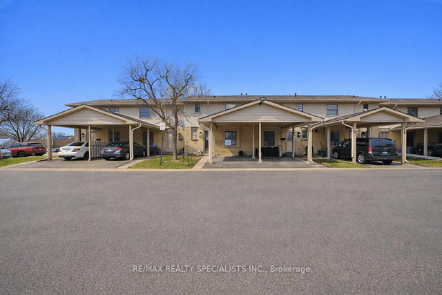 22 - 1318 Highbury Avenue N