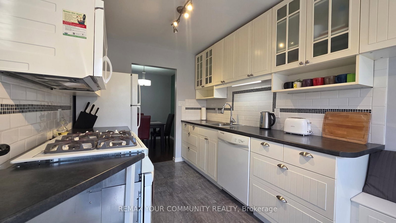 210 Highland Crescent, Unit 19 - Photo 12