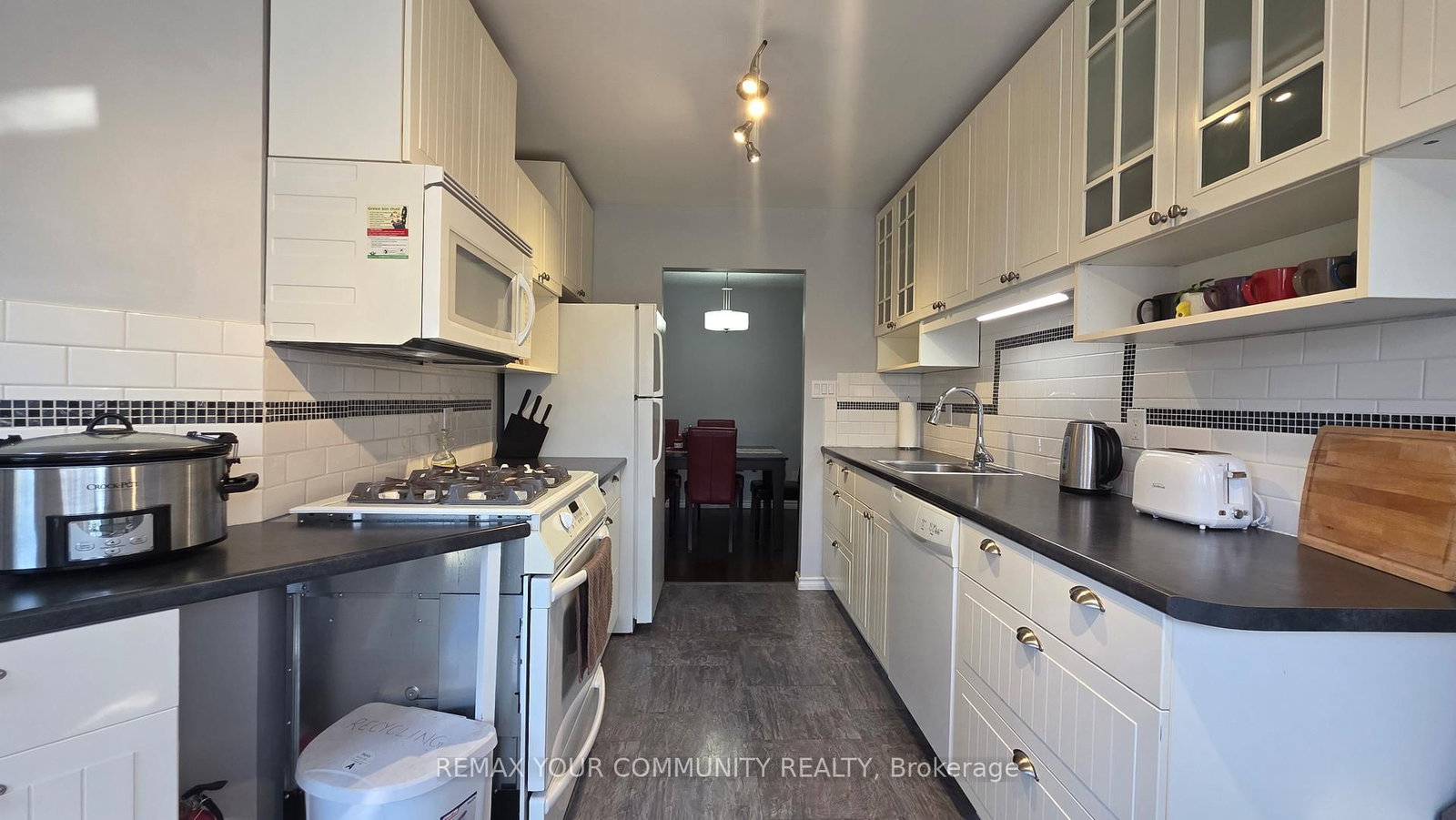 210 Highland Crescent, Unit 19 - Photo 13