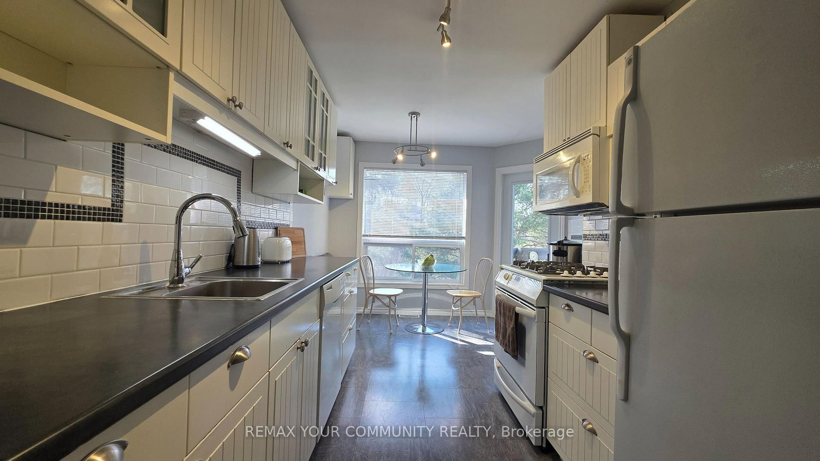 210 Highland Crescent, Unit 19 - Photo 9