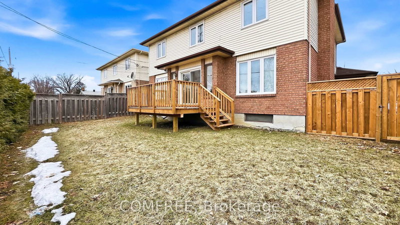 1320 Notting Hill Ave, Ottawa, K1V 6T4 | Image 2