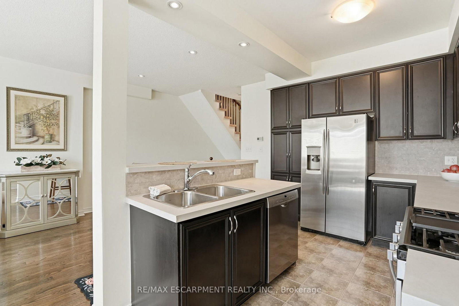 13 Marina Point Crescent - Photo 11