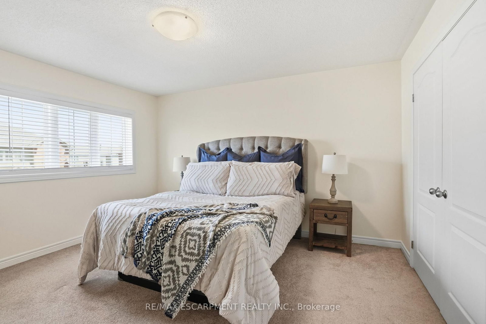 13 Marina Point Crescent - Photo 16