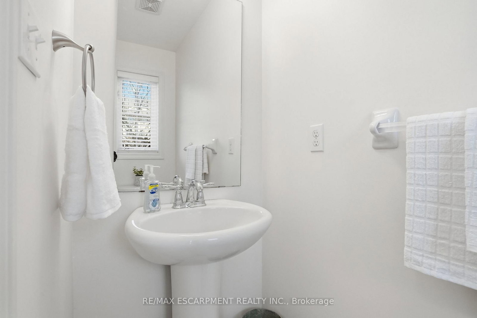 13 Marina Point Crescent - Photo 25