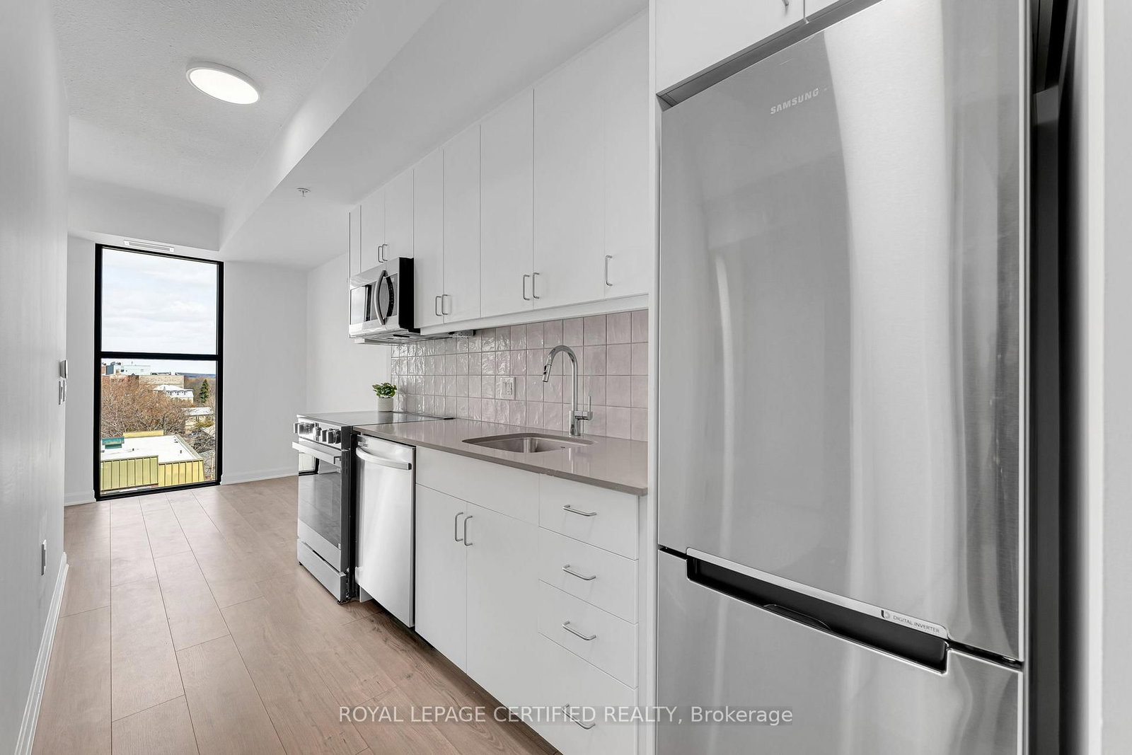 223 Princess Street, Unit 714 - Photo 14