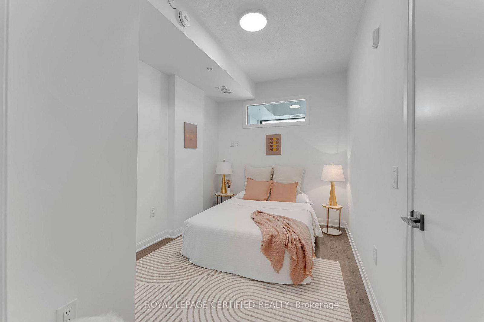 223 Princess Street, Unit 714 - Photo 18