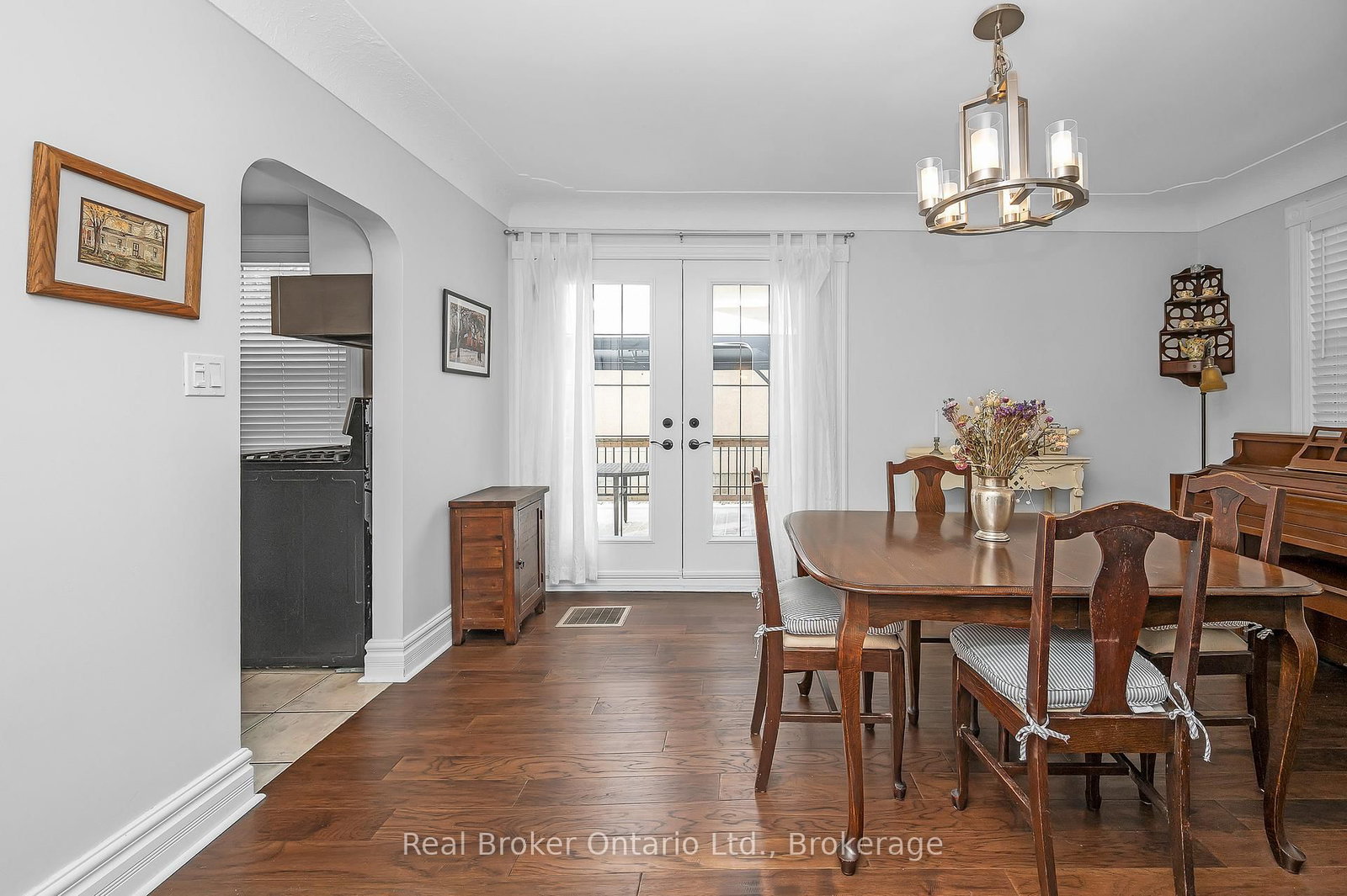 15 Maple Avenue - Photo 8