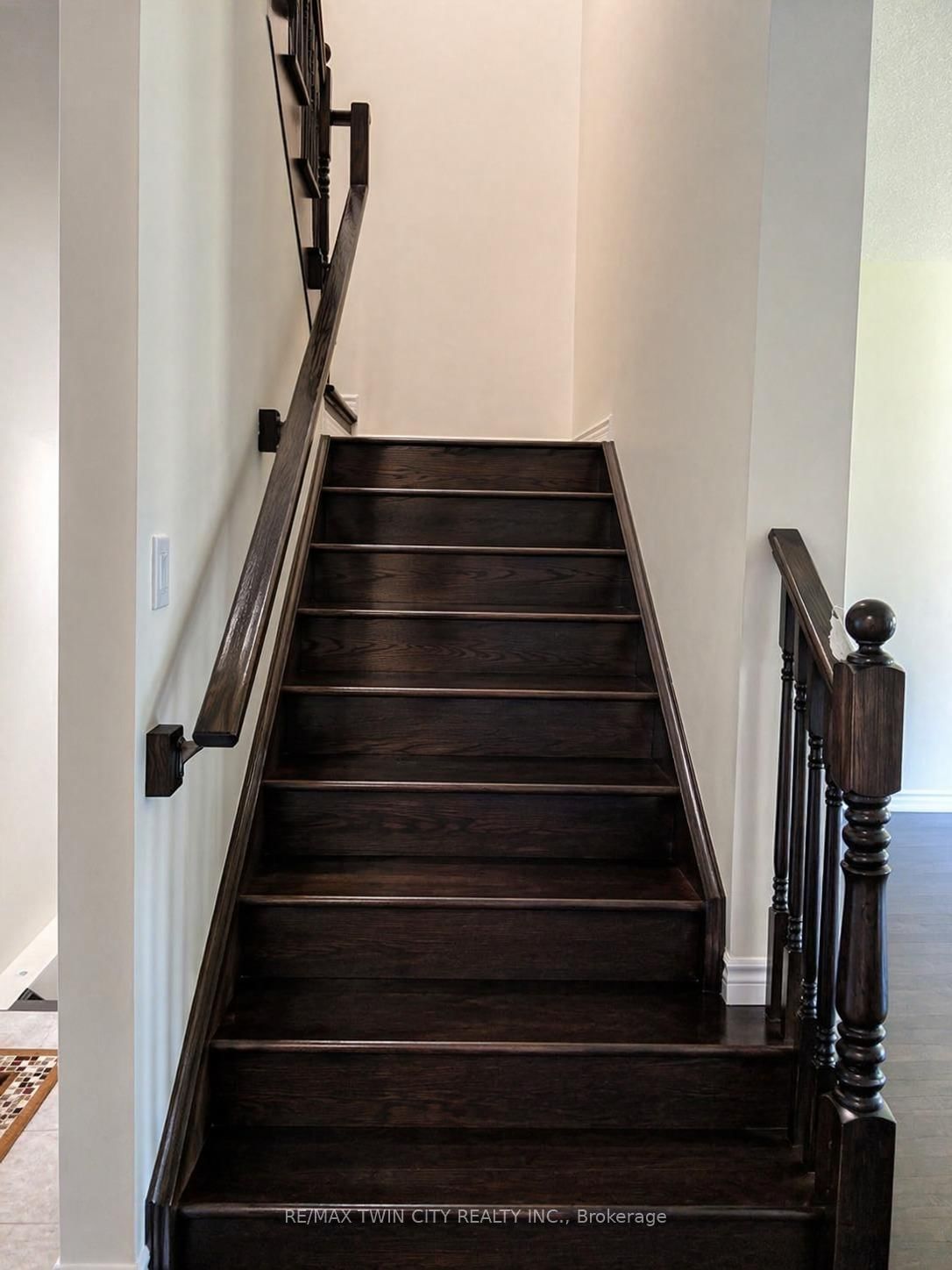 153 Flagg Avenue - Photo 6