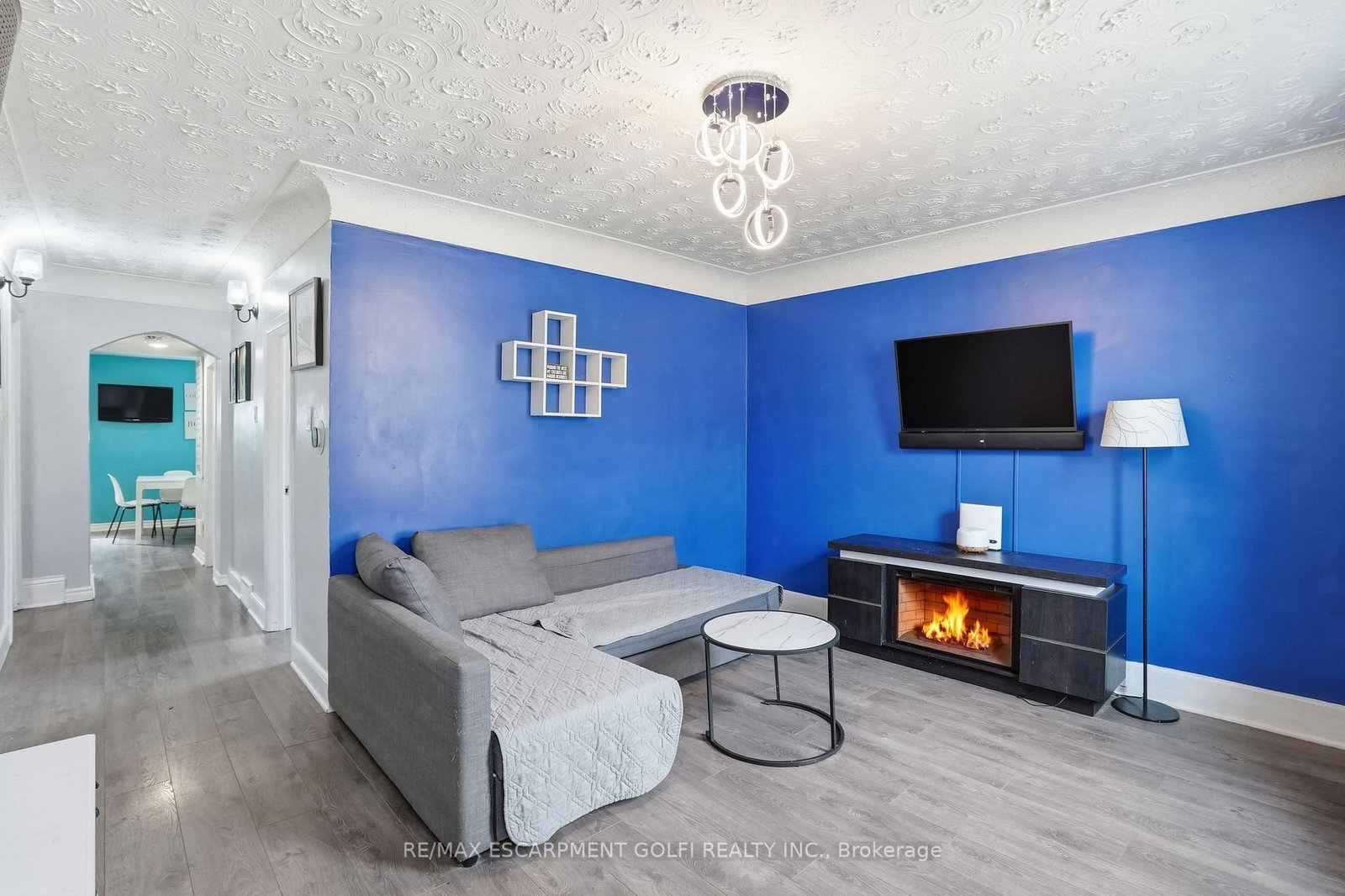 Detached House for sale at 172 Stinson Street, Hamilton, Ontario, L8N 1S9 - Stinson - MLS: X12978984