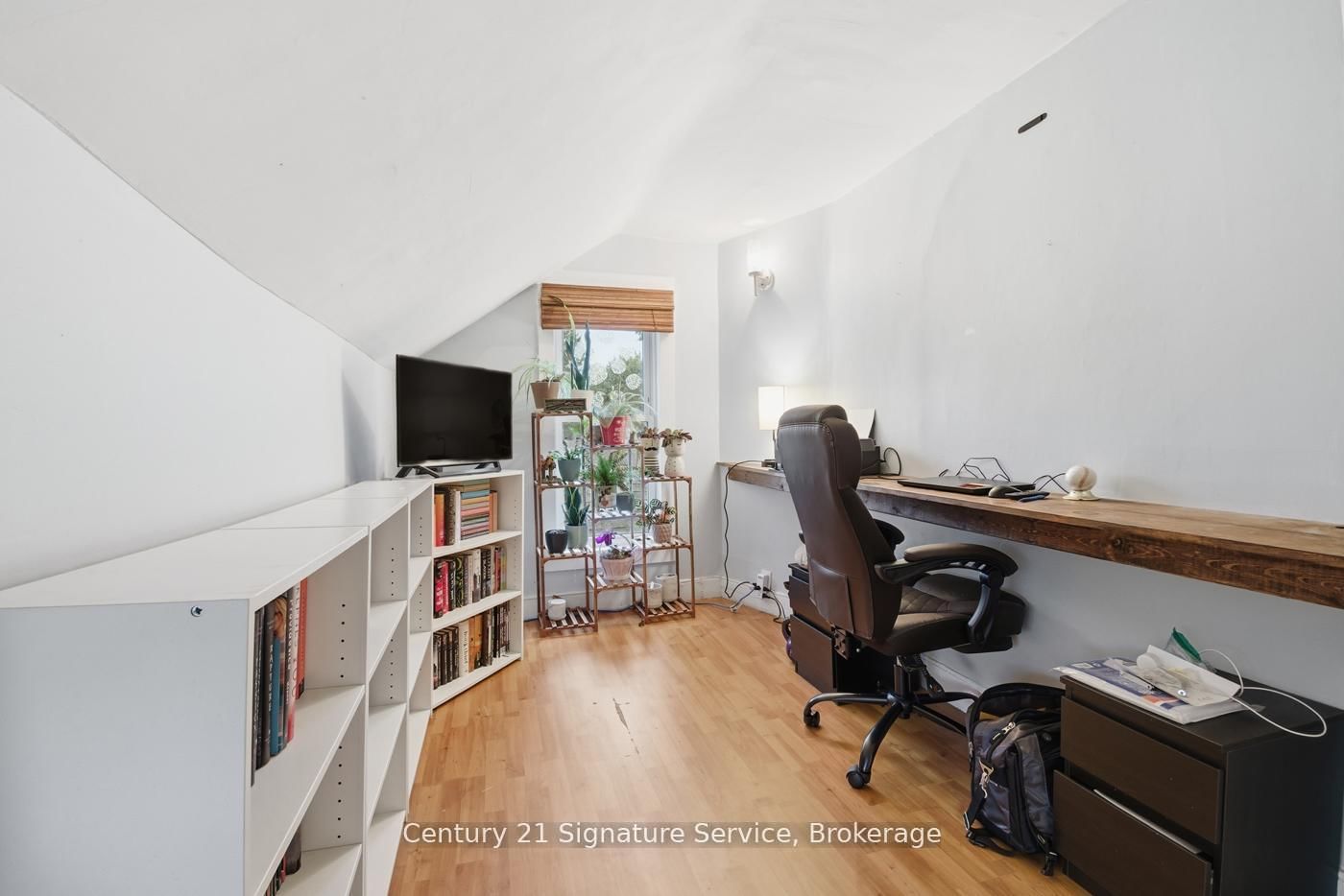 Detached House for sale at 3653 Dominion Road, Fort Erie, Ontario, L0S 1N0 - Ridgeway - MLS: X12979016