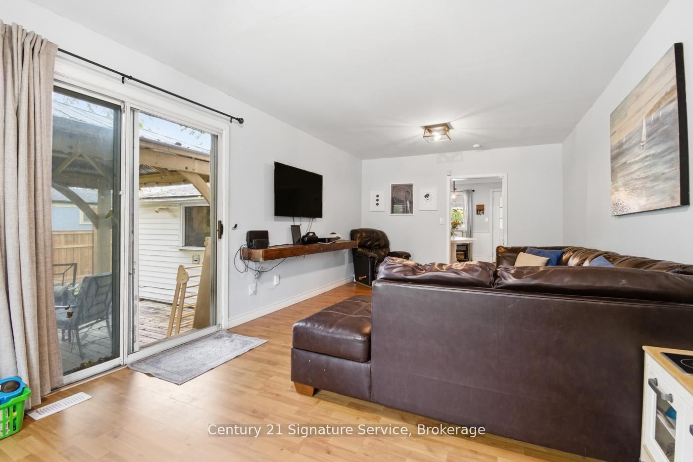 Detached House for sale at 3653 Dominion Road, Fort Erie, Ontario, L0S 1N0 - Ridgeway - MLS: X12979016