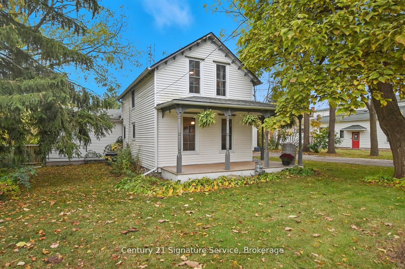 Detached House for sale at 3653 Dominion Road, Fort Erie, Ontario, L0S 1N0 - Ridgeway - MLS: X12979016