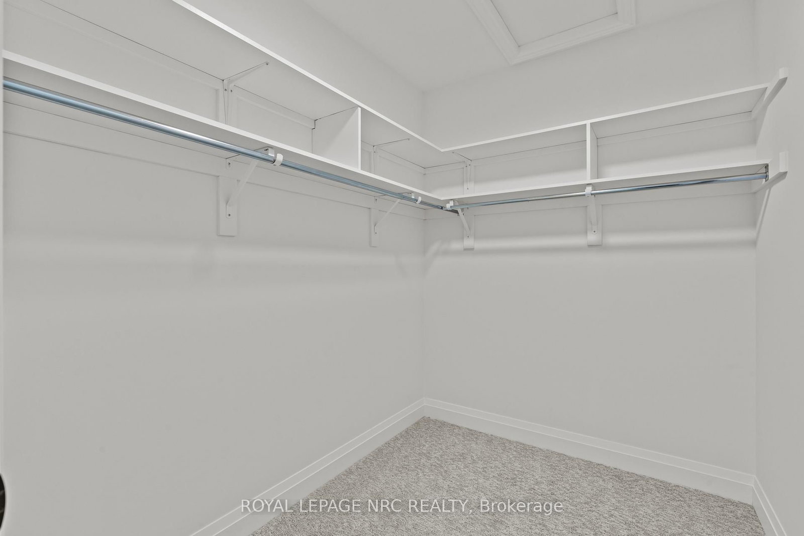 4705 Lee Avenue • Niagara Falls, ON photo 17