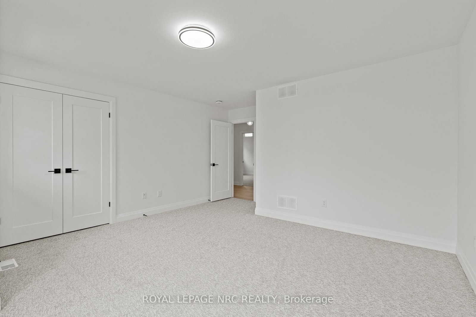 4705 Lee Avenue • Niagara Falls, ON photo 20