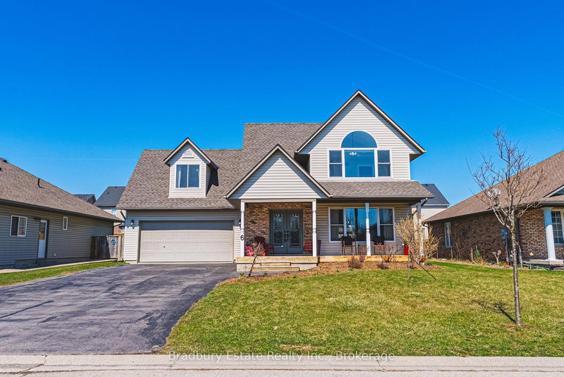 home for sale on 6 Las Road