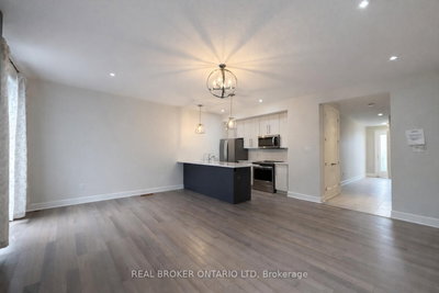 Unit 32 — 499 Sophia Crescent — photo 5