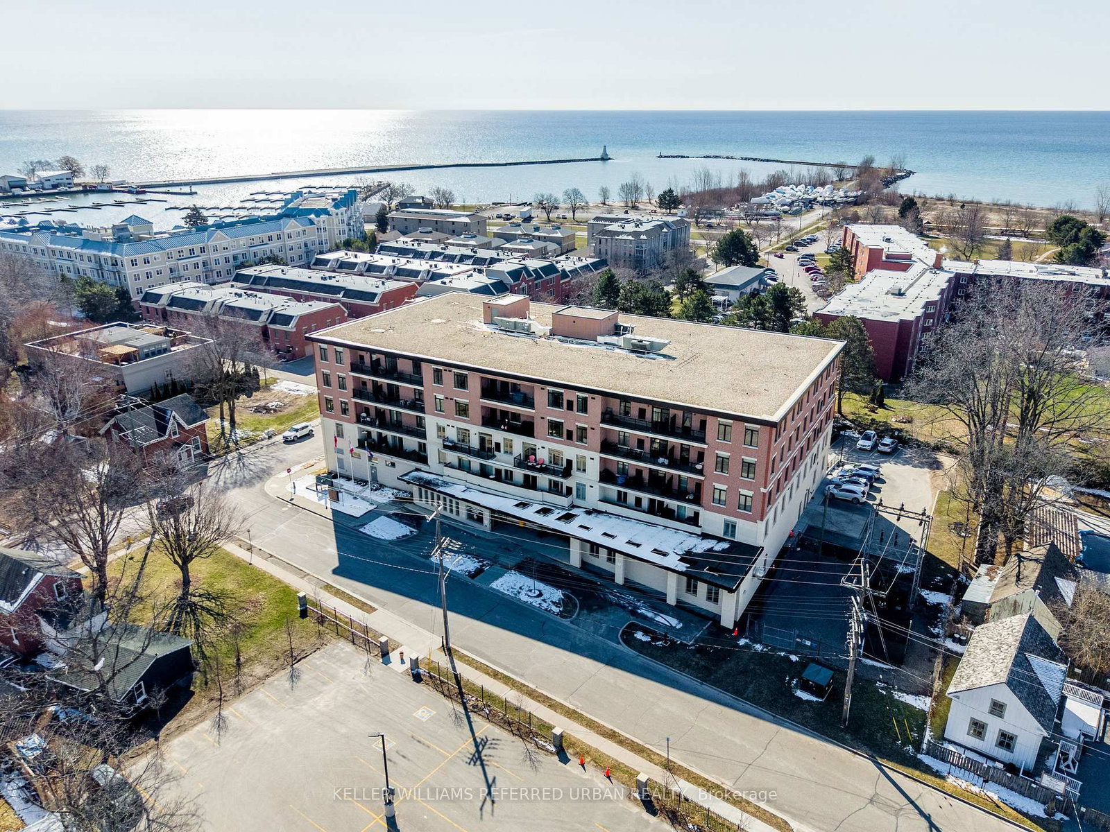 135 Orr Street, Unit 105 - Photo 28