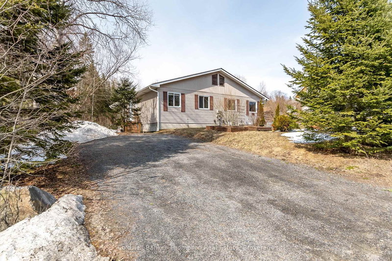 134 Chaffey Township Rd, Huntsville, Ontario