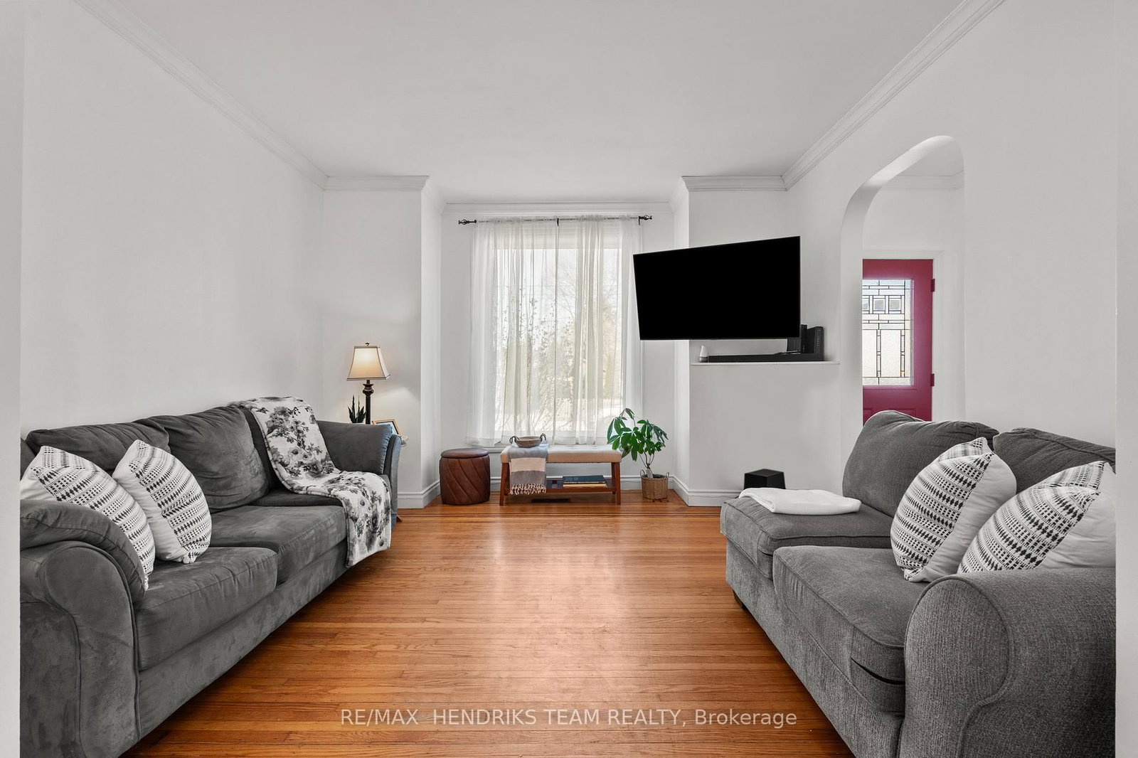 Detached House for sale at 192 Wood Street, Hamilton, Ontario, L8L 3Z1 - North End - MLS: X12979332