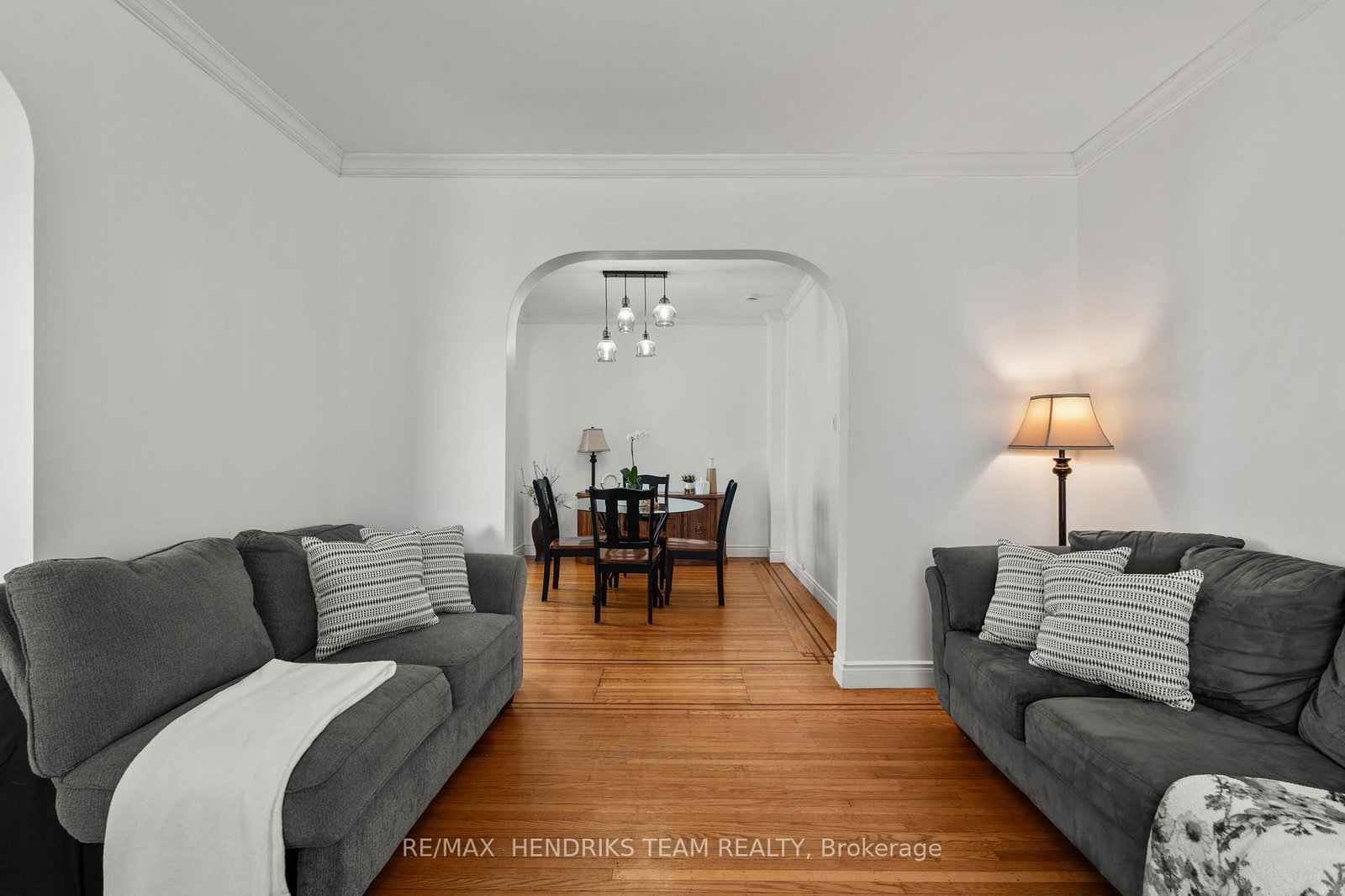 Detached House for sale at 192 Wood Street, Hamilton, Ontario, L8L 3Z1 - North End - MLS: X12979332