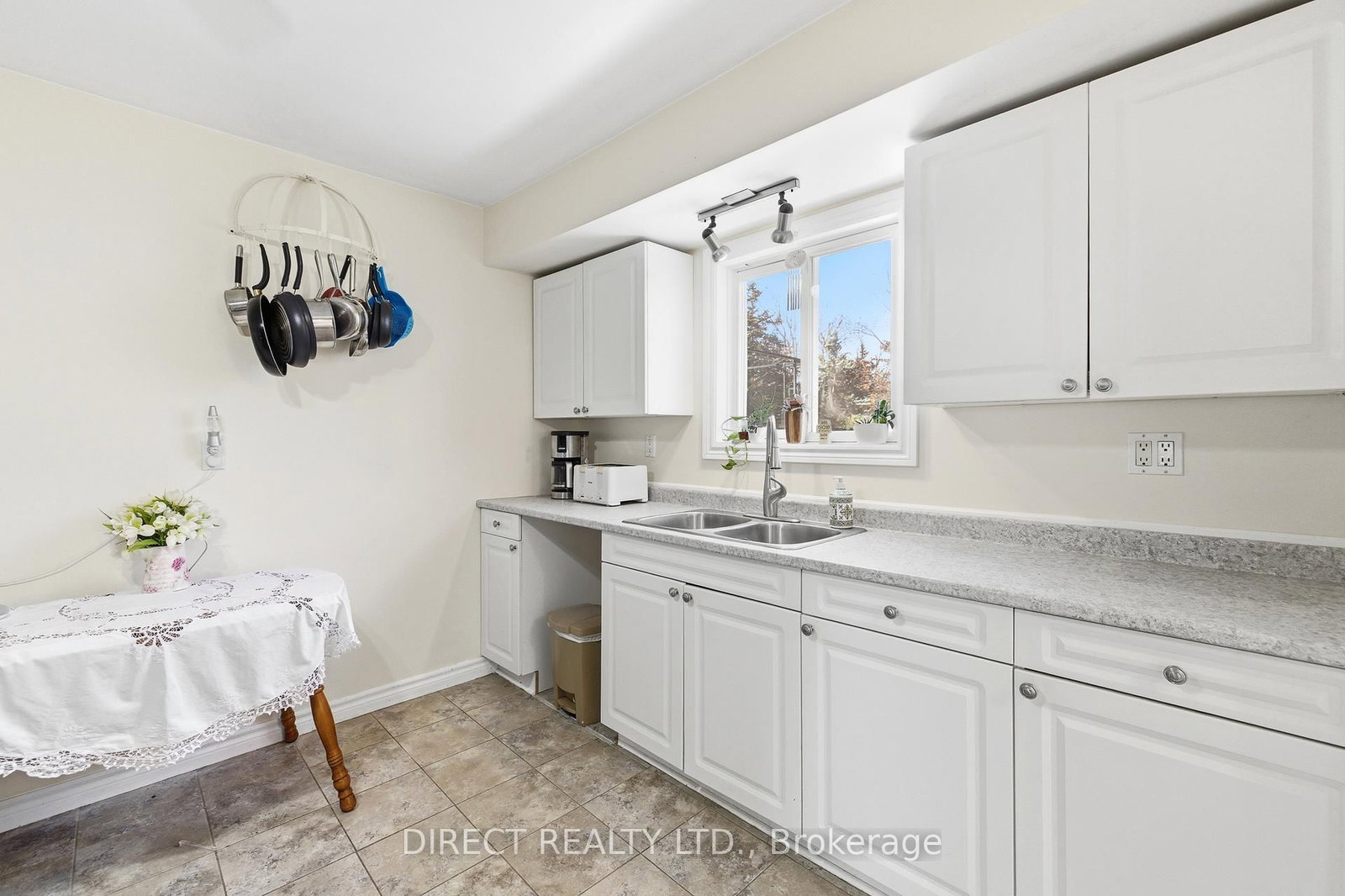 22498 Loyalist Parkway • Quinte West, ON photo 24