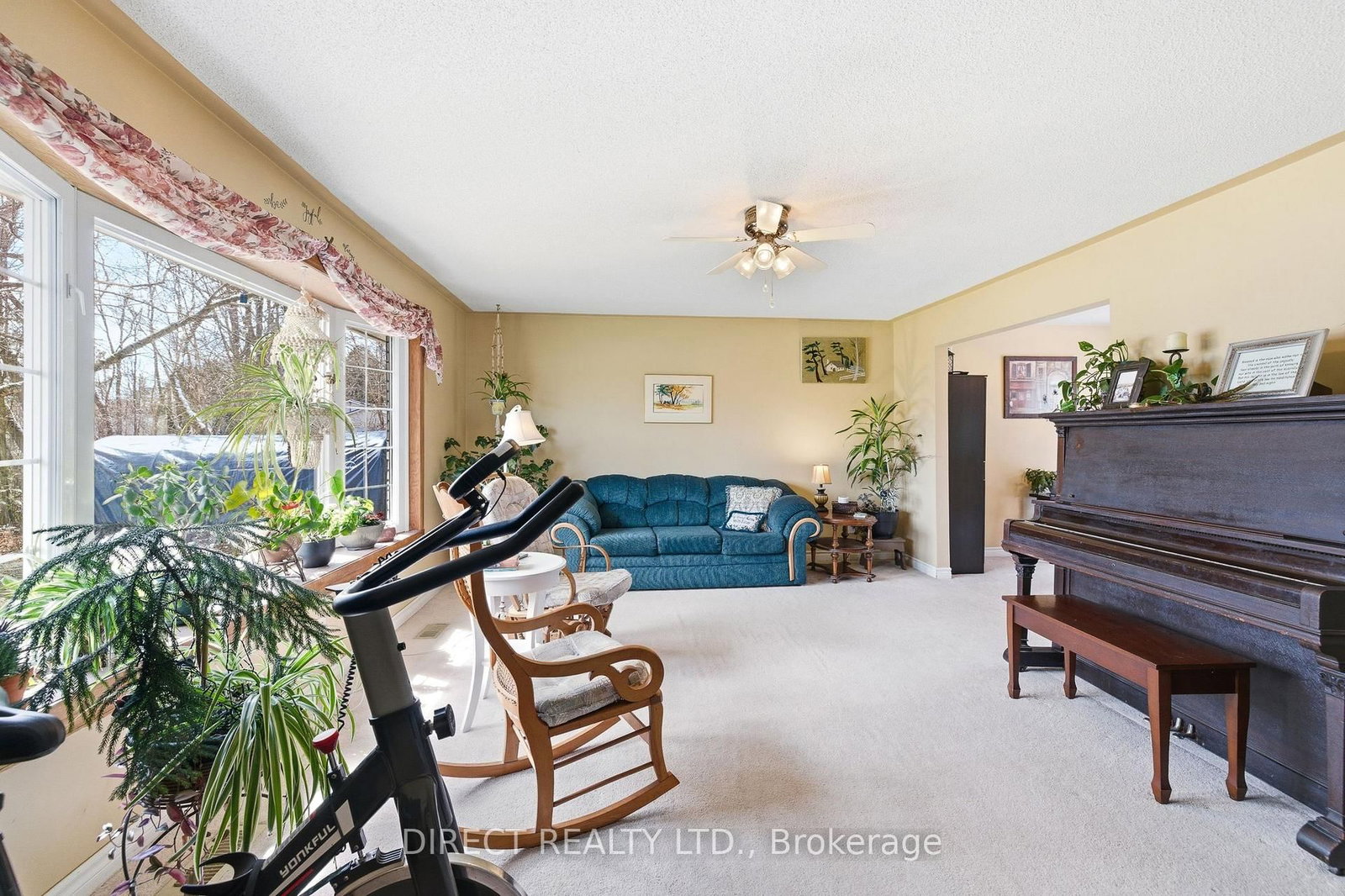 22498 Loyalist Parkway - Photo 8