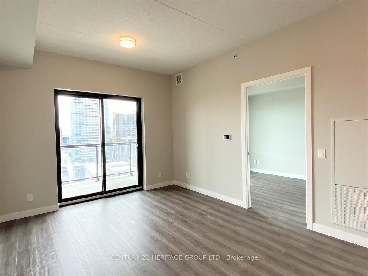15 Queen Street S, Unit 1513 - Photo 11
