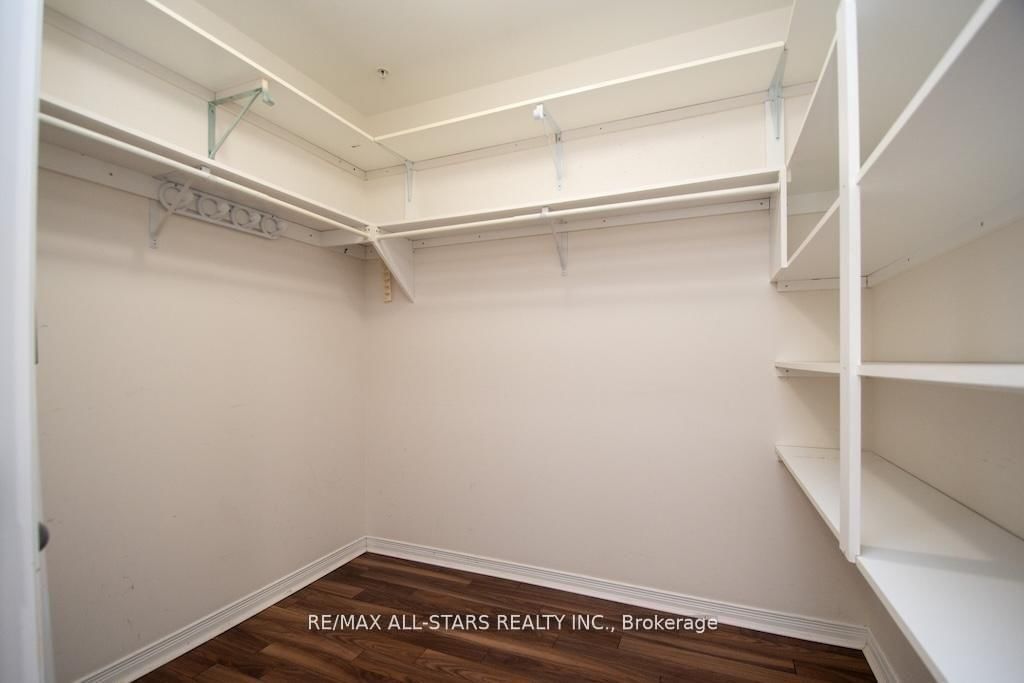 8 Huron Street, Unit 106 - Photo 22