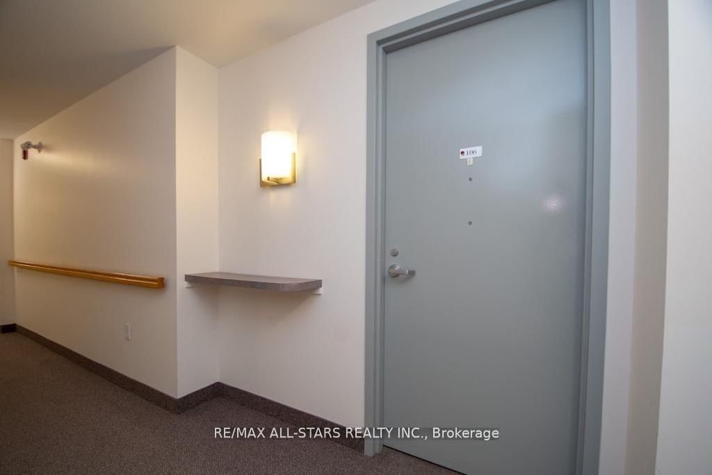 8 Huron Street, Unit 106 - Photo 6