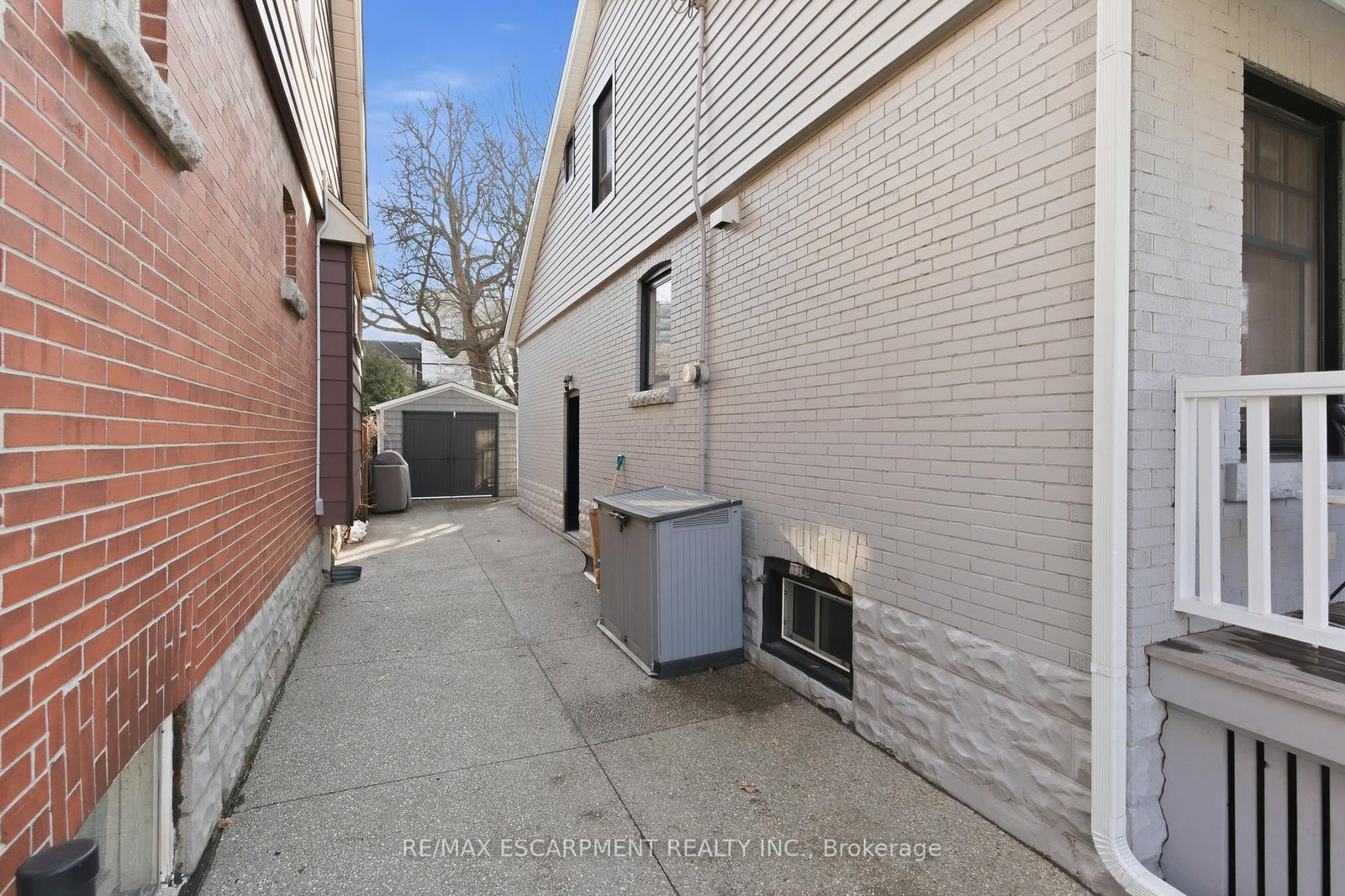 73 ARKELL Street - Photo 38
