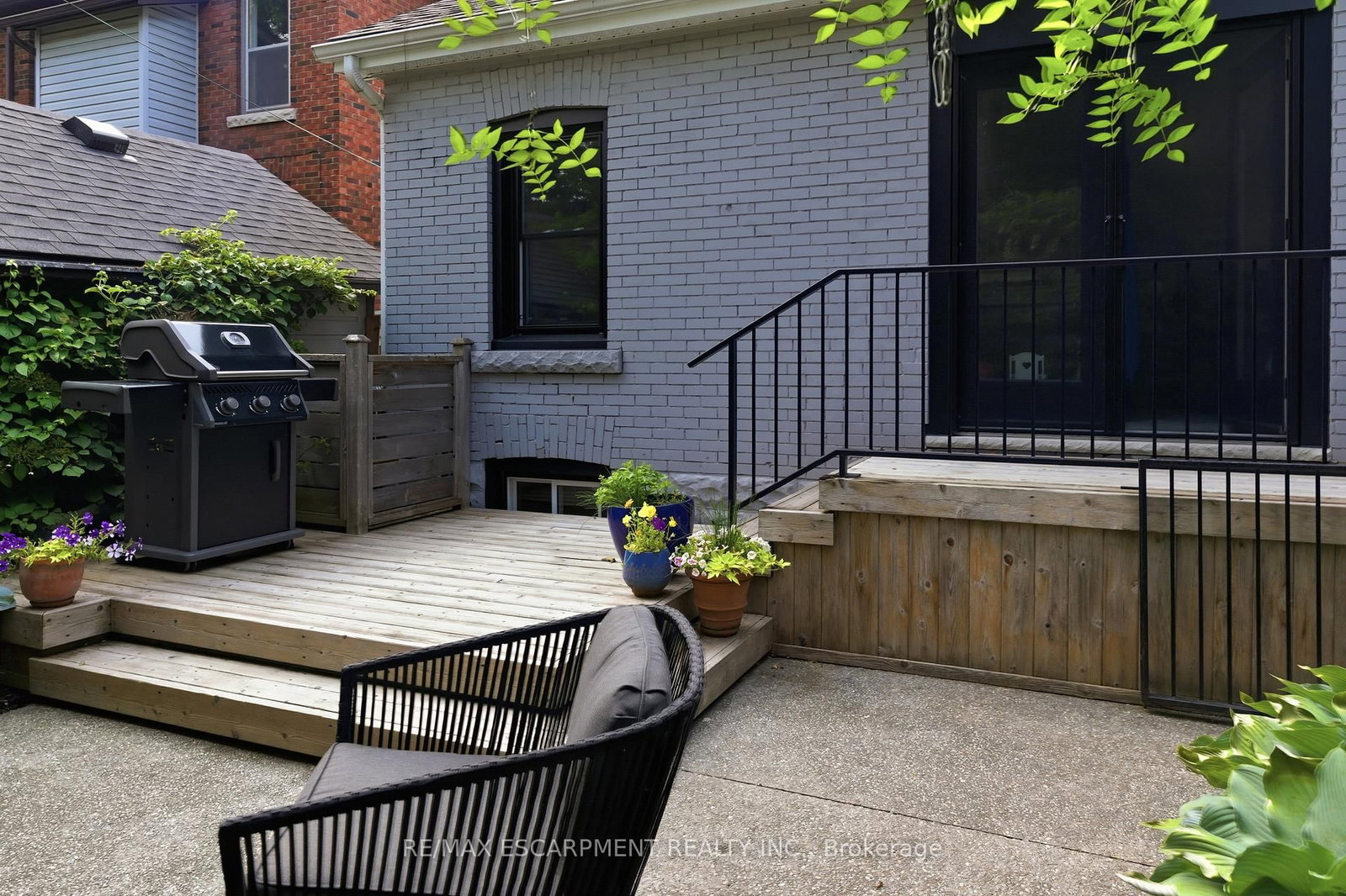 73 ARKELL Street - Photo 41