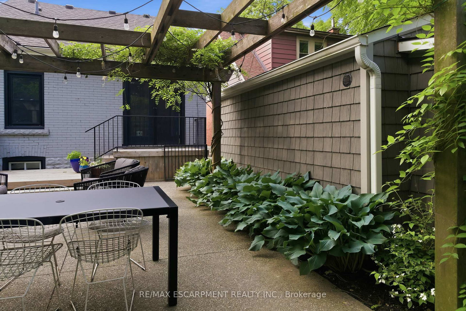 73 ARKELL Street - Photo 50