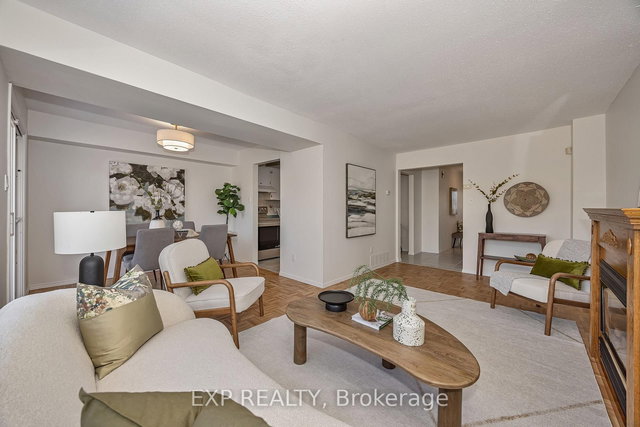 10 Greenboro Crescent