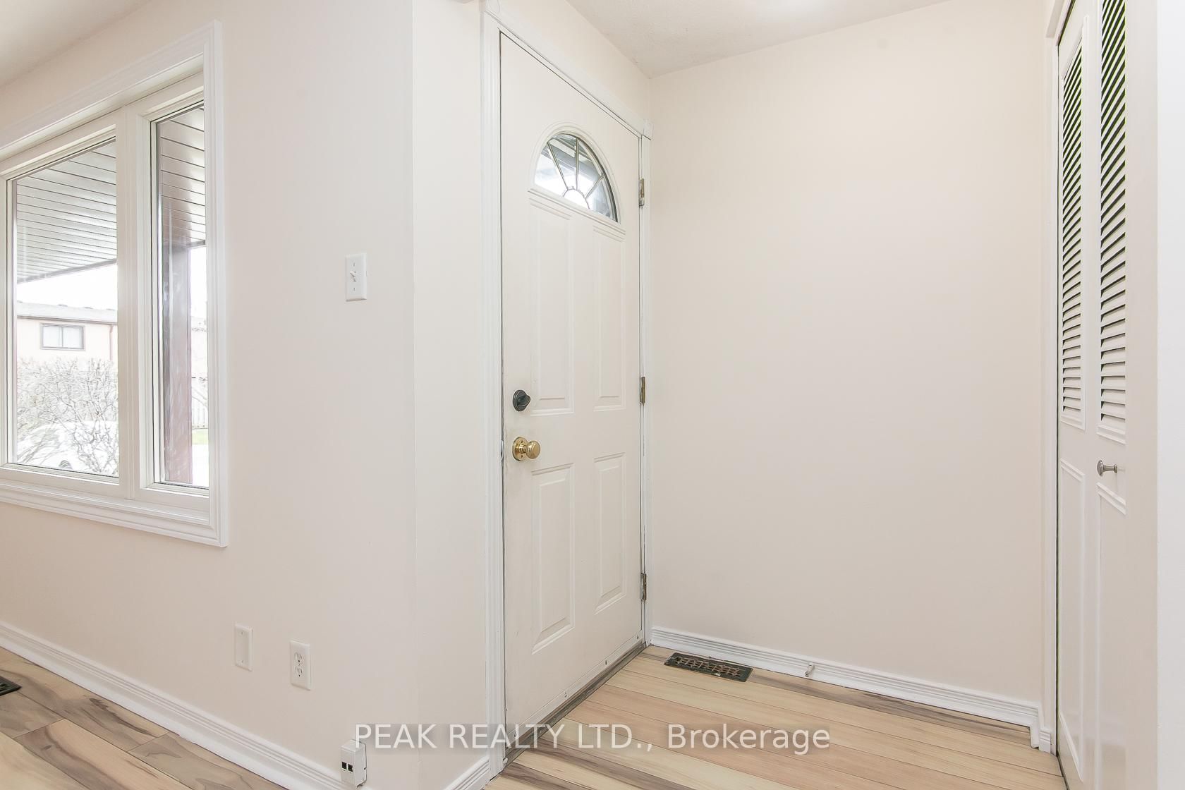 279 Sandowne Drive, Unit 7