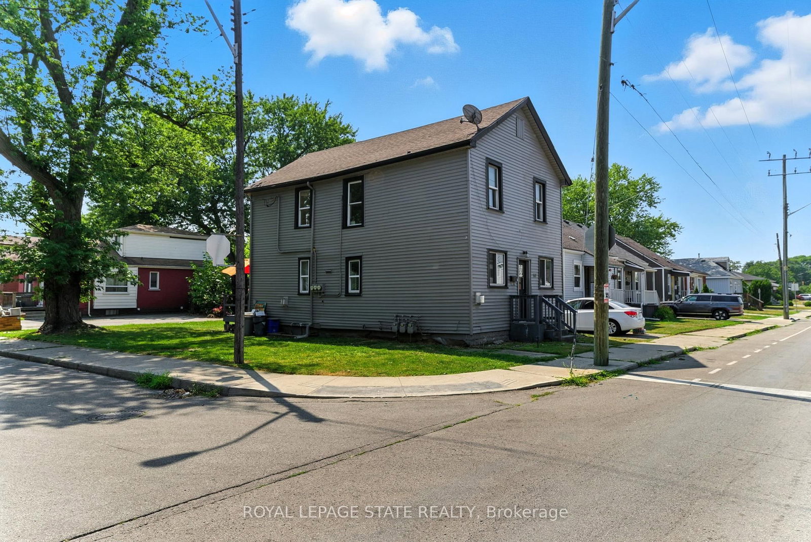 Listing Image 3