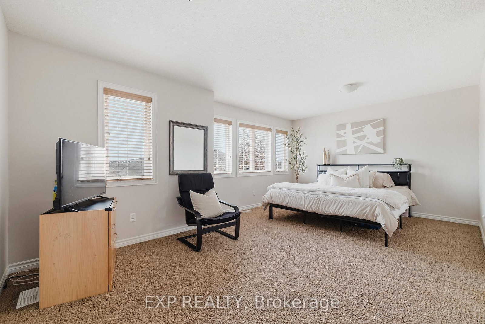 130 Simmonds Drive - Photo 17