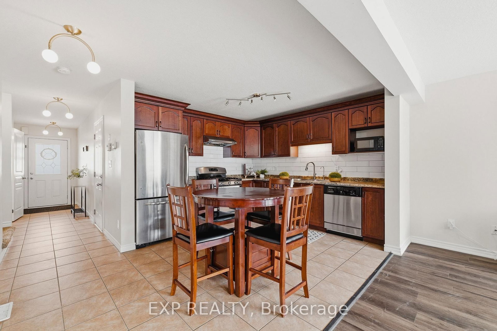 130 Simmonds Drive - Photo 7