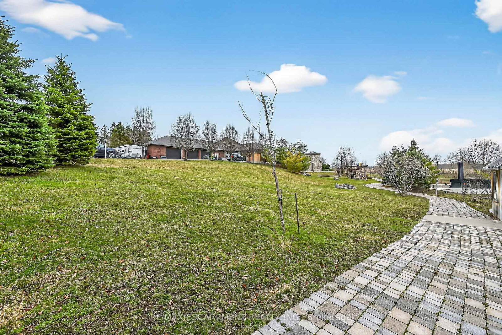 393 Old Onondaga Road E • Brant, ON photo 38